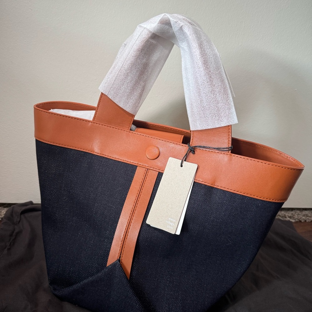 Gusset medium denim tote with laramie leather trim in navy/aged camello